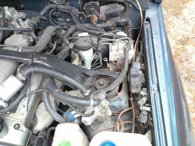 Зеленый Сузуки Витара, объемом двигателя 2 л и пробегом 480 тыс. км за 3800 $, фото 8 на Automoto.ua