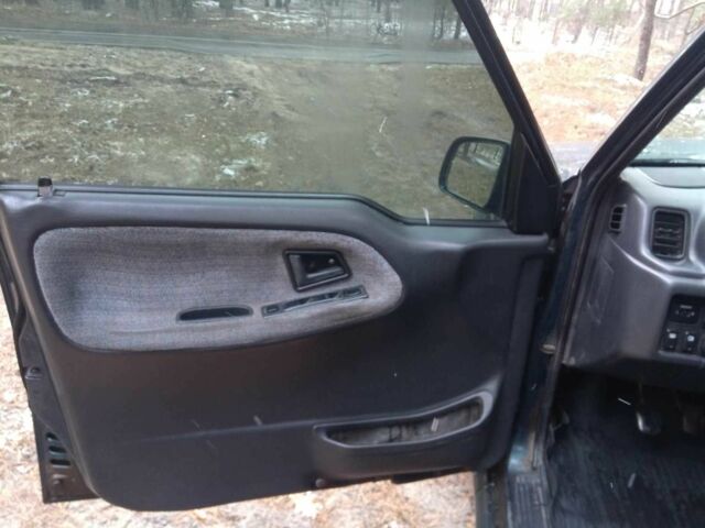 Зеленый Сузуки Витара, объемом двигателя 2 л и пробегом 480 тыс. км за 3800 $, фото 18 на Automoto.ua