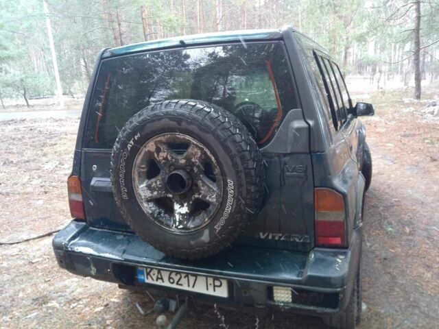 Зеленый Сузуки Витара, объемом двигателя 2 л и пробегом 480 тыс. км за 3800 $, фото 5 на Automoto.ua