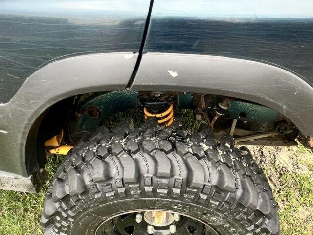 Зеленый Сузуки Витара, объемом двигателя 2 л и пробегом 177 тыс. км за 10000 $, фото 7 на Automoto.ua