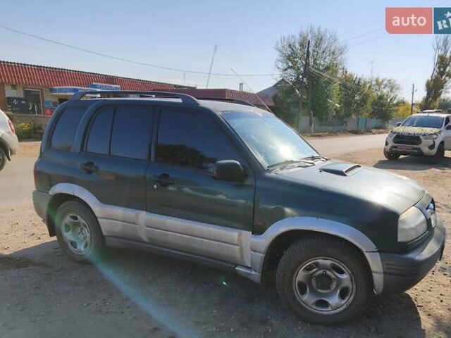 Зеленый Сузуки Витара, объемом двигателя 2 л и пробегом 350 тыс. км за 3950 $, фото 3 на Automoto.ua