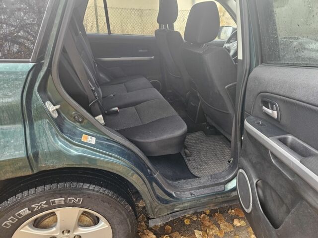 Зеленый Сузуки Витара, объемом двигателя 1.9 л и пробегом 252 тыс. км за 3750 $, фото 15 на Automoto.ua