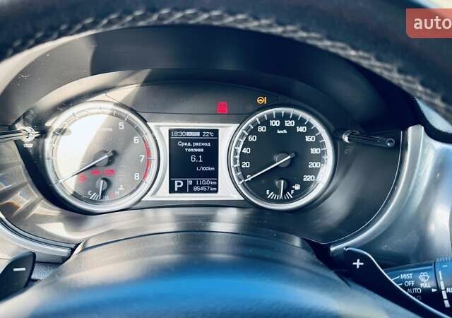 Зеленый Сузуки Витара, объемом двигателя 1.59 л и пробегом 85 тыс. км за 16000 $, фото 6 на Automoto.ua
