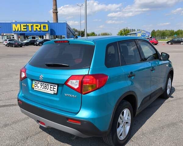 Зелений Сузукі Вітара, об'ємом двигуна 1.59 л та пробігом 166 тис. км за 12000 $, фото 4 на Automoto.ua