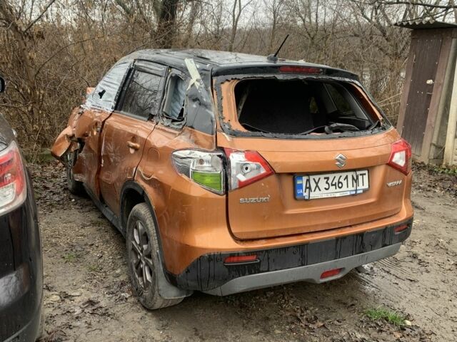 Оранжевый Сузуки Витара, объемом двигателя 1.6 л и пробегом 106 тыс. км за 4300 $, фото 3 на Automoto.ua