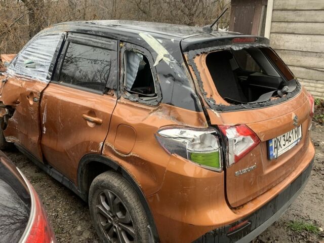 Оранжевый Сузуки Витара, объемом двигателя 1.6 л и пробегом 106 тыс. км за 4300 $, фото 9 на Automoto.ua
