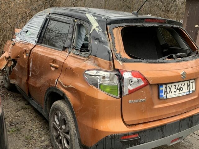 Оранжевый Сузуки Витара, объемом двигателя 1.6 л и пробегом 106 тыс. км за 4300 $, фото 8 на Automoto.ua