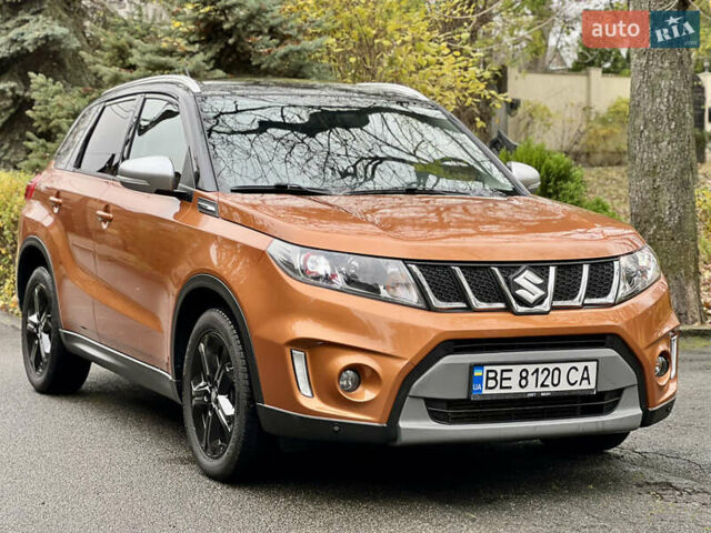 Помаранчевий Сузукі Вітара, об'ємом двигуна 1.37 л та пробігом 118 тис. км за 16400 $, фото 5 на Automoto.ua