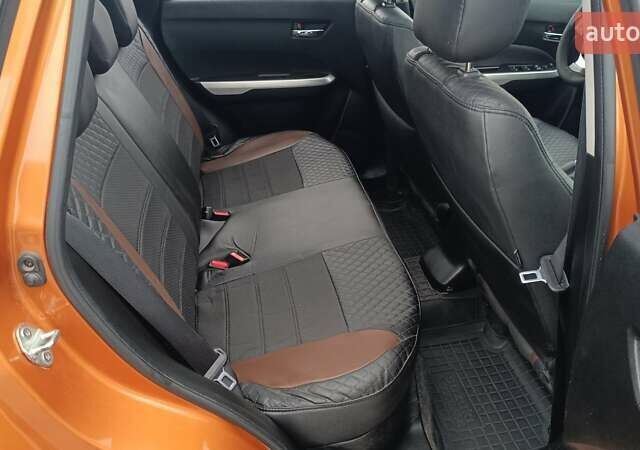 Помаранчевий Сузукі Вітара, об'ємом двигуна 1.59 л та пробігом 111 тис. км за 16631 $, фото 6 на Automoto.ua