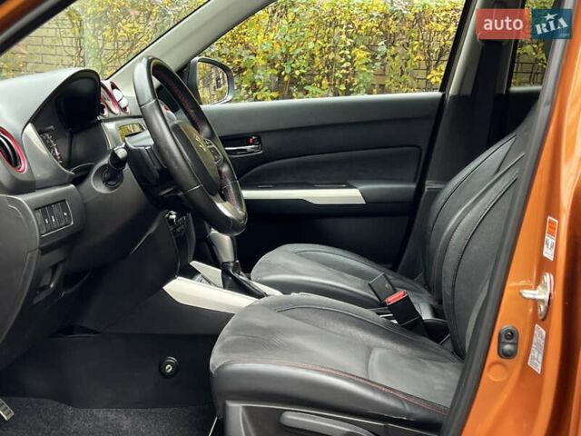Помаранчевий Сузукі Вітара, об'ємом двигуна 1.37 л та пробігом 118 тис. км за 16400 $, фото 20 на Automoto.ua