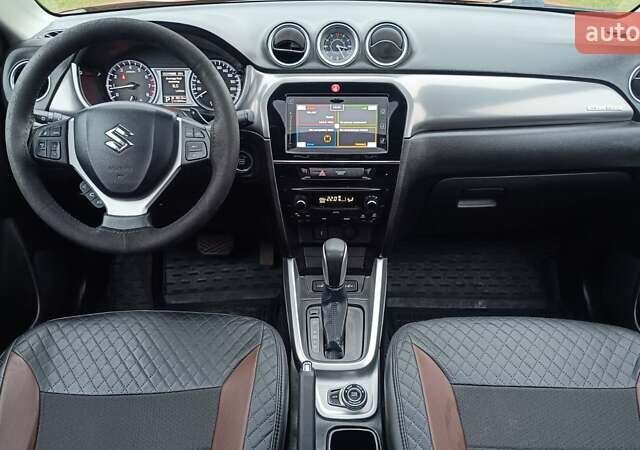 Помаранчевий Сузукі Вітара, об'ємом двигуна 1.59 л та пробігом 111 тис. км за 16631 $, фото 7 на Automoto.ua