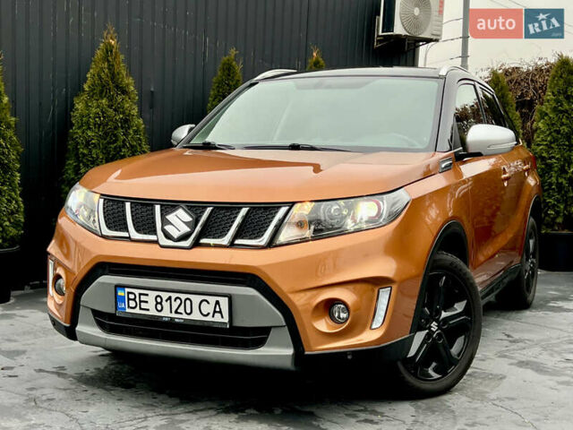 Оранжевый Сузуки Витара, объемом двигателя 1.37 л и пробегом 118 тыс. км за 16000 $, фото 2 на Automoto.ua
