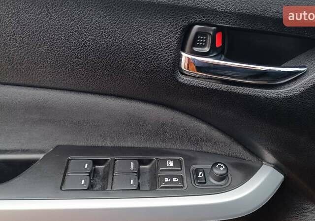 Помаранчевий Сузукі Вітара, об'ємом двигуна 1.59 л та пробігом 111 тис. км за 16631 $, фото 13 на Automoto.ua