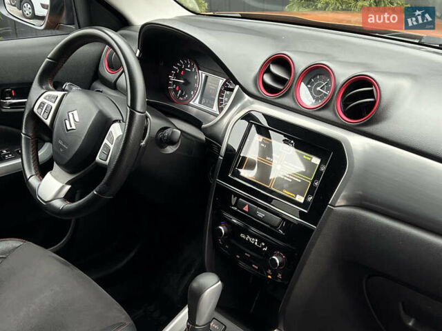 Оранжевый Сузуки Витара, объемом двигателя 1.37 л и пробегом 118 тыс. км за 16000 $, фото 27 на Automoto.ua