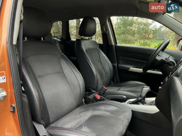 Помаранчевий Сузукі Вітара, об'ємом двигуна 1.37 л та пробігом 118 тис. км за 16400 $, фото 28 на Automoto.ua