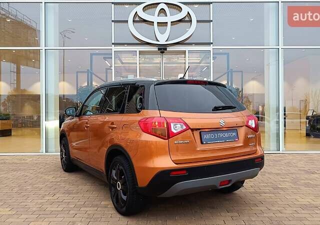 Помаранчевий Сузукі Вітара, об'ємом двигуна 1.59 л та пробігом 111 тис. км за 16631 $, фото 1 на Automoto.ua