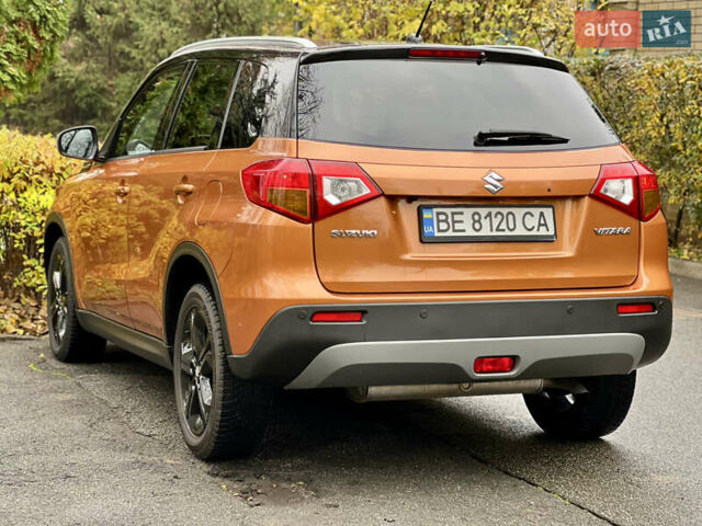 Помаранчевий Сузукі Вітара, об'ємом двигуна 1.37 л та пробігом 118 тис. км за 16400 $, фото 7 на Automoto.ua
