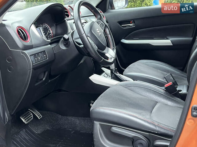 Оранжевый Сузуки Витара, объемом двигателя 1.37 л и пробегом 118 тыс. км за 16000 $, фото 17 на Automoto.ua