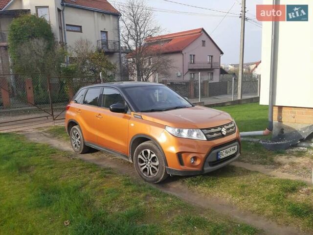 Помаранчевий Сузукі Вітара, об'ємом двигуна 1.59 л та пробігом 128 тис. км за 17200 $, фото 1 на Automoto.ua