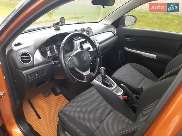 Помаранчевий Сузукі Вітара, об'ємом двигуна 1.59 л та пробігом 128 тис. км за 17200 $, фото 11 на Automoto.ua