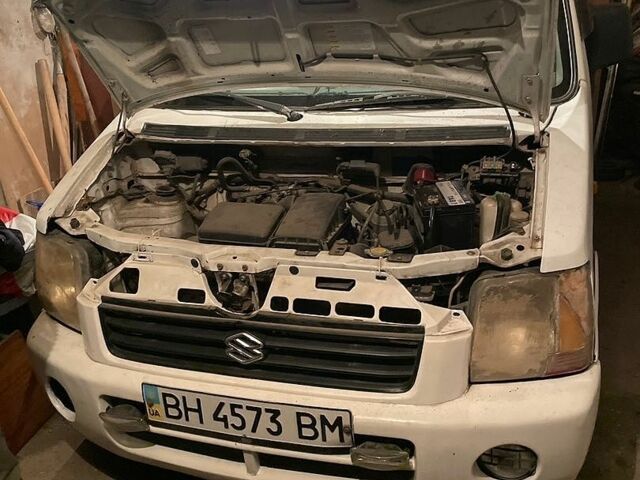 Белый Сузуки Вагон Р, объемом двигателя 1 л и пробегом 212 тыс. км за 1699 $, фото 7 на Automoto.ua
