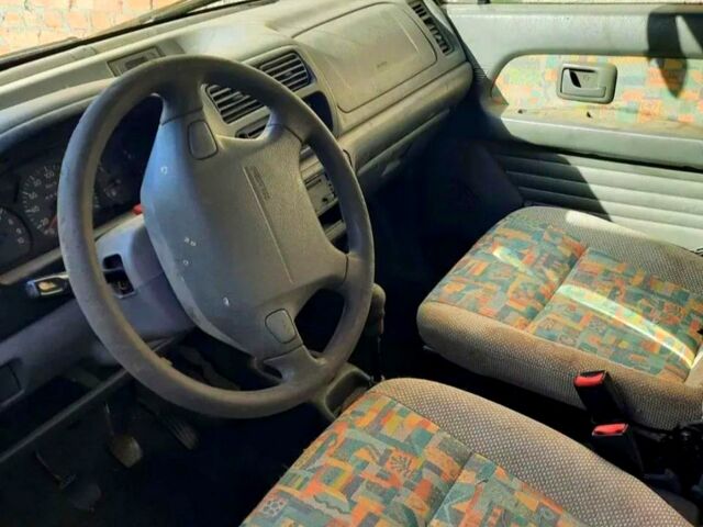 Червоний Сузукі Вагон Р, об'ємом двигуна 1 л та пробігом 221 тис. км за 800 $, фото 4 на Automoto.ua