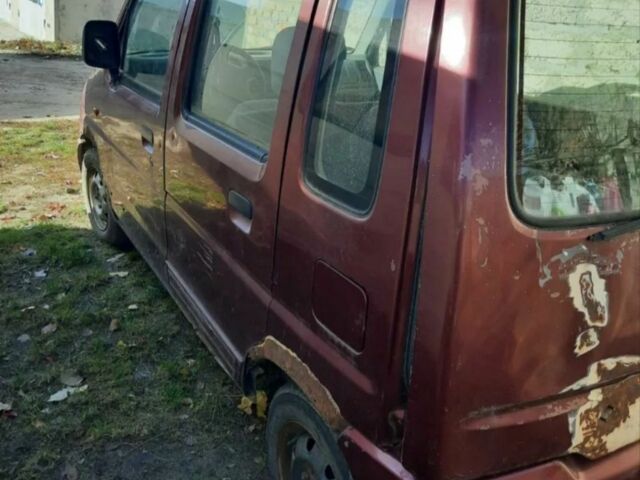 Красный Сузуки Вагон Р, объемом двигателя 1 л и пробегом 221 тыс. км за 650 $, фото 4 на Automoto.ua