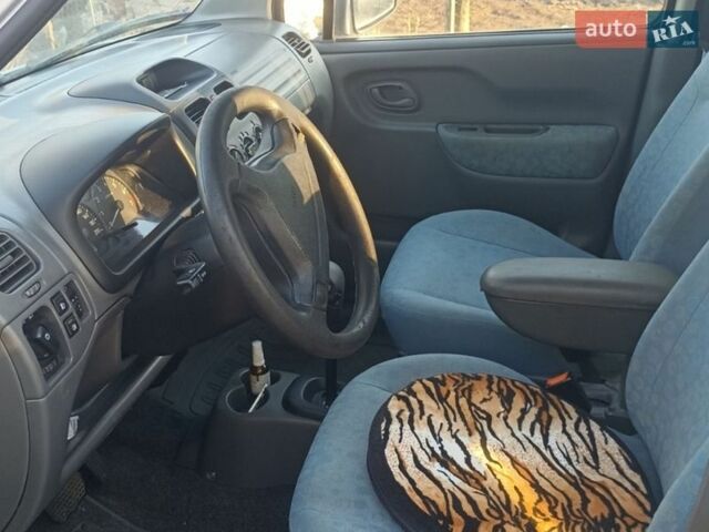 Сірий Сузукі Вагон Р, об'ємом двигуна 1.3 л та пробігом 120 тис. км за 2000 $, фото 8 на Automoto.ua
