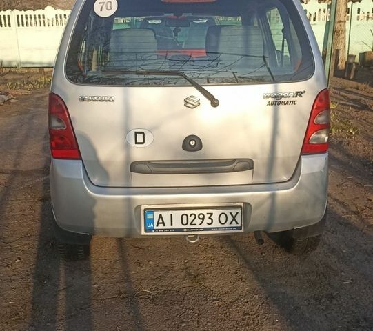 Серый Сузуки Вагон Р, объемом двигателя 1.3 л и пробегом 120 тыс. км за 1850 $, фото 4 на Automoto.ua