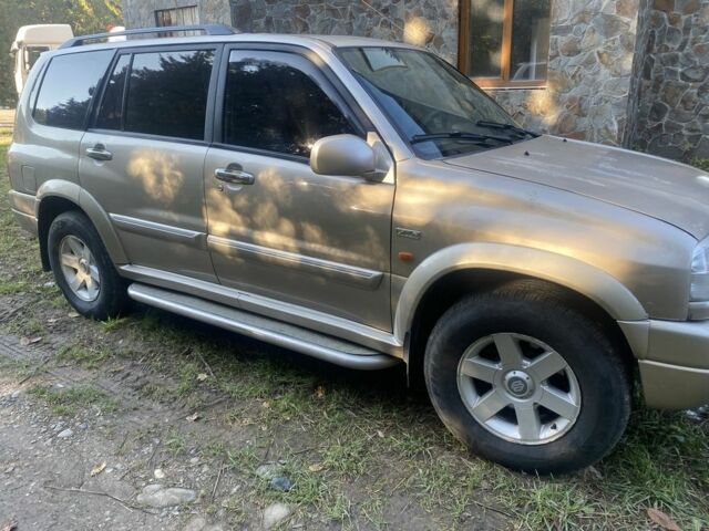 Сузуки ХЛ7 2003 в Черновцах на Automoto.ua Бежевый Сузуки ХЛ7, объемом двигателя 2.7 л и пробегом 234 тыс. км за 5500 $, фото 1 на Automoto.ua