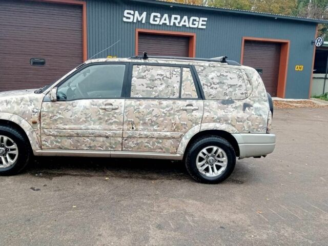 Бежевый Сузуки ХЛ7, объемом двигателя 0 л и пробегом 300 тыс. км за 4790 $, фото 1 на Automoto.ua