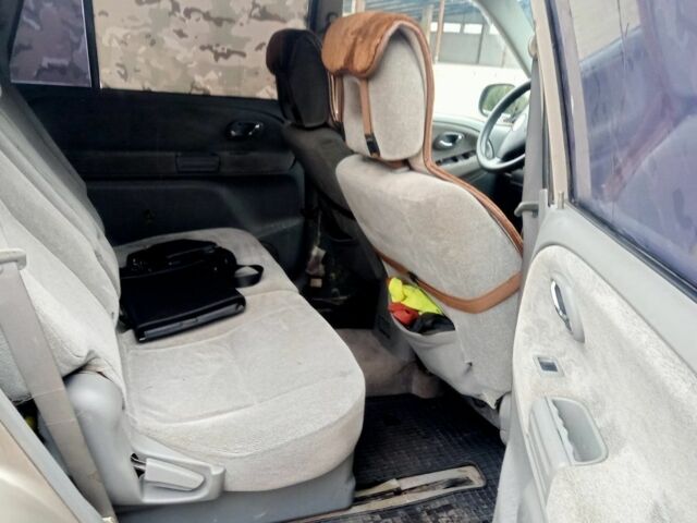 Бежевый Сузуки ХЛ7, объемом двигателя 0 л и пробегом 300 тыс. км за 4790 $, фото 3 на Automoto.ua