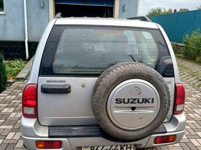 Серый Сузуки ХЛ7, объемом двигателя 2.7 л и пробегом 338 тыс. км за 5840 $, фото 3 на Automoto.ua