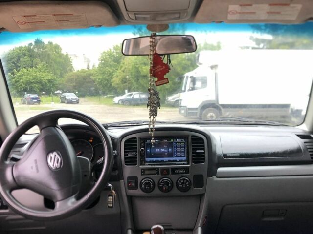 Серый Сузуки ХЛ7, объемом двигателя 2.7 л и пробегом 260 тыс. км за 4000 $, фото 11 на Automoto.ua