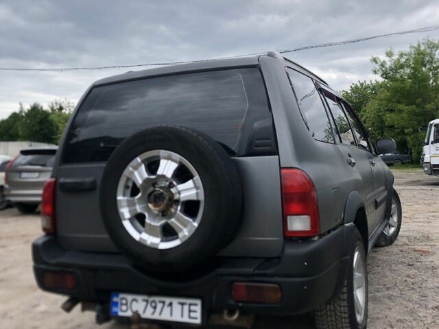 Серый Сузуки ХЛ7, объемом двигателя 2.7 л и пробегом 260 тыс. км за 4000 $, фото 5 на Automoto.ua