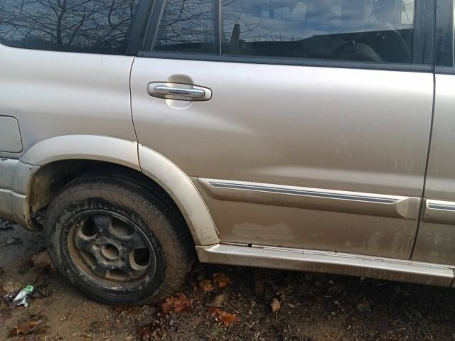 Серый Сузуки ХЛ7, объемом двигателя 2 л и пробегом 300 тыс. км за 2600 $, фото 3 на Automoto.ua