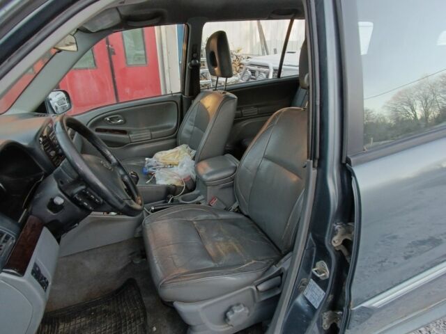 Серый Сузуки ХЛ7, объемом двигателя 2 л и пробегом 230 тыс. км за 3200 $, фото 6 на Automoto.ua