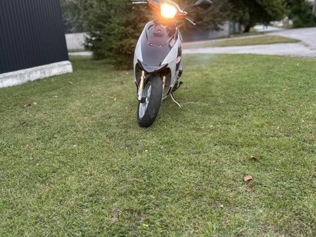 Сузуки ЗЗ, объемом двигателя 0 л и пробегом 0 тыс. км за 750 $, фото 4 на Automoto.ua