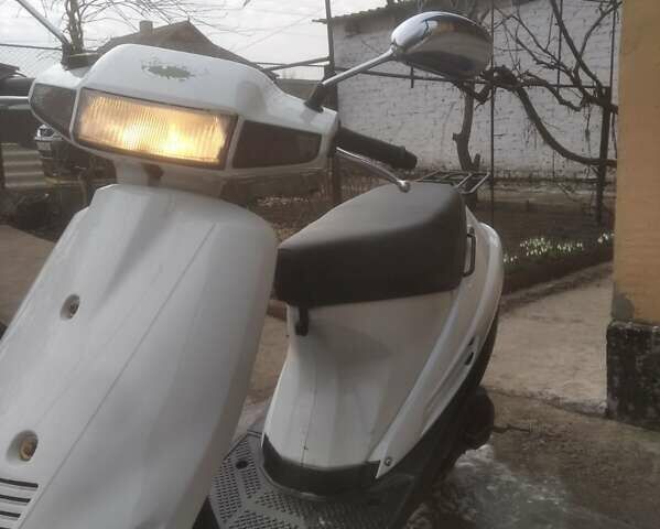 Белый Сузуки Address V100, объемом двигателя 0.11 л и пробегом 15 тыс. км за 450 $, фото 7 на Automoto.ua