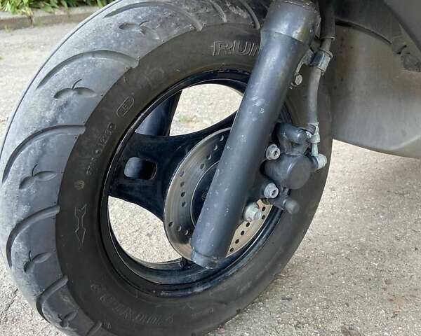 Черный Сузуки Address V125, объемом двигателя 0 л и пробегом 35 тыс. км за 1000 $, фото 2 на Automoto.ua