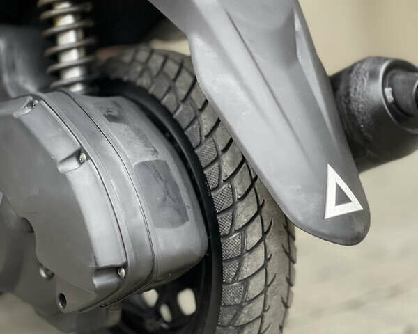 Фиолетовый Сузуки Address V125, объемом двигателя 0.12 л и пробегом 35 тыс. км за 1399 $, фото 10 на Automoto.ua