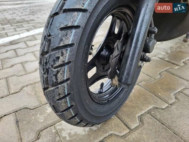 Сузуки Address V125, объемом двигателя 0.12 л и пробегом 25 тыс. км за 1300 $, фото 5 на Automoto.ua