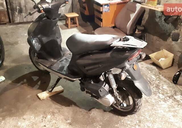 Черный Сузуки Address V50, объемом двигателя 0 л и пробегом 0 тыс. км за 217 $, фото 4 на Automoto.ua