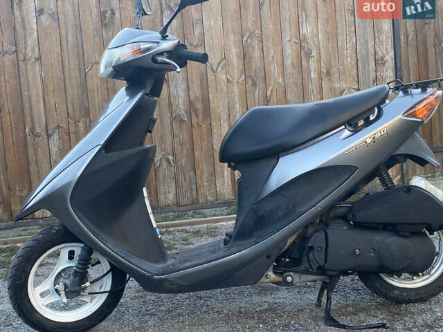 Сузукі Address V50 2007 у Вінниці на Automoto.ua Сірий Сузукі Address V50, об'ємом двигуна 0 л та пробігом 11 тис. км за 457 $, фото 1 на Automoto.ua
