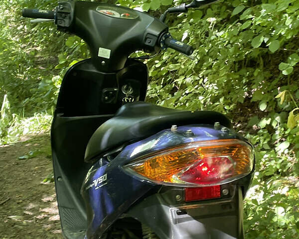 Синий Сузуки Address V50, объемом двигателя 0.05 л и пробегом 570 тыс. км за 455 $, фото 2 на Automoto.ua