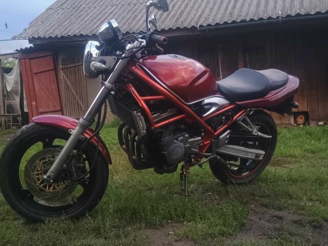 Сузуки Bandit GSF 250, объемом двигателя 0.25 л и пробегом 0 тыс. км за 1700 $, фото 4 на Automoto.ua