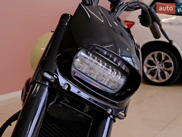 Бежевый Сузуки Boulevard C50, объемом двигателя 0.8 л и пробегом 44 тыс. км за 12900 $, фото 3 на Automoto.ua