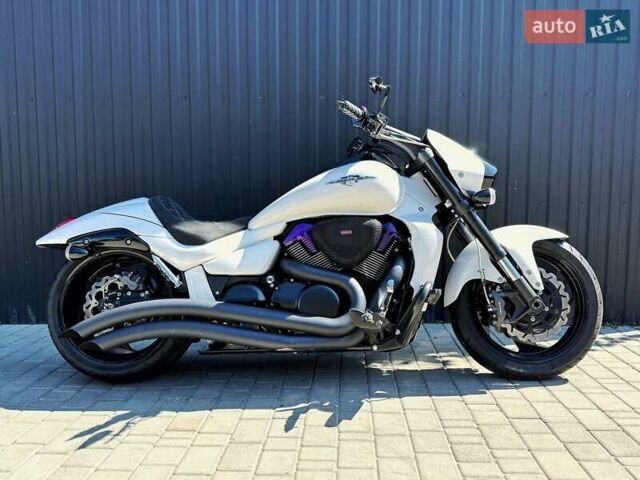 Белый Сузуки Boulevard M109R, объемом двигателя 1.8 л и пробегом 1 тыс. км за 16700 $, фото 5 на Automoto.ua