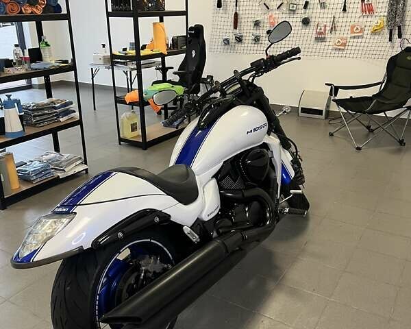 Белый Сузуки Boulevard M109R, объемом двигателя 1.8 л и пробегом 11 тыс. км за 15000 $, фото 21 на Automoto.ua