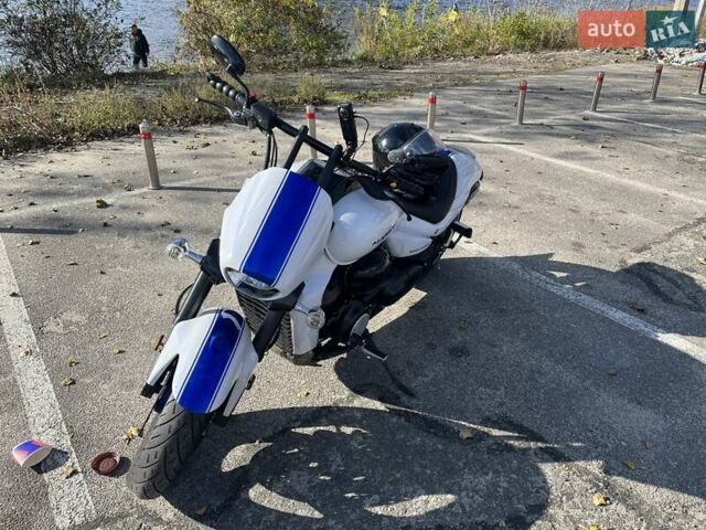 Белый Сузуки Boulevard M109R, объемом двигателя 1.8 л и пробегом 11 тыс. км за 15000 $, фото 22 на Automoto.ua